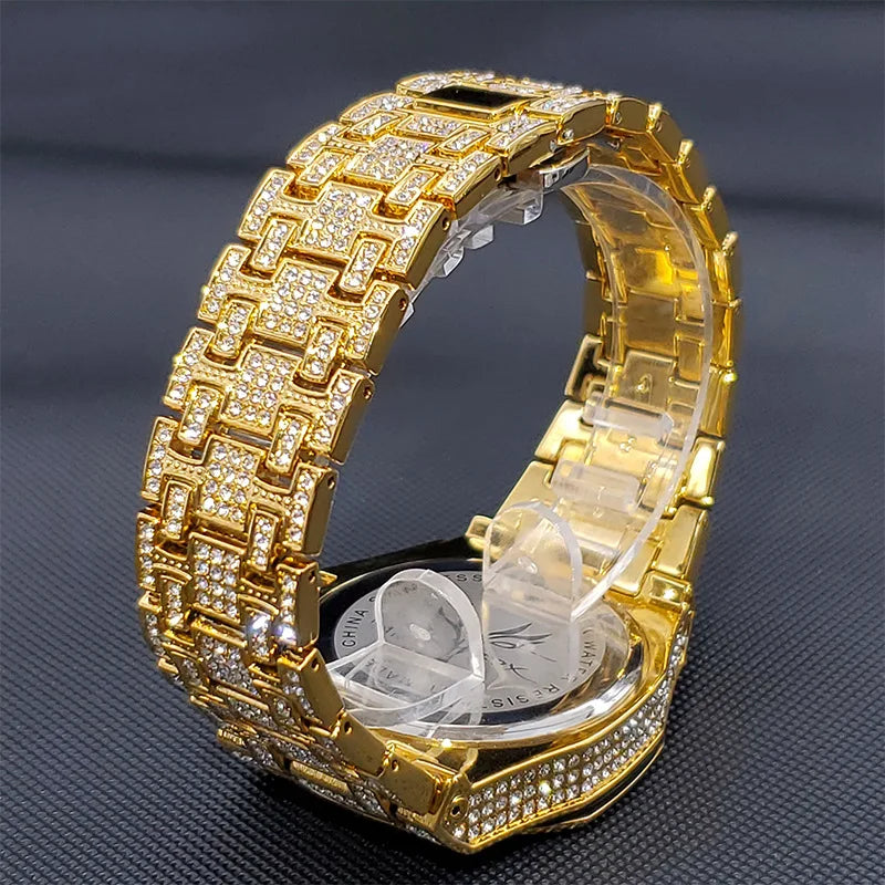Reloj para hombre con diamantes de lujo resistente al agua.