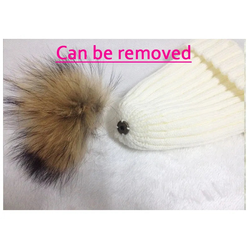 Winter Pom Poms Women - admstore